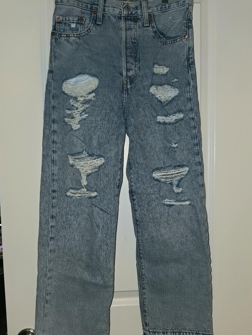 Levis Ribcage Straight Ankle Jeans Distressed